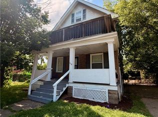 3588 W 66th St, Cleveland, OH 44102