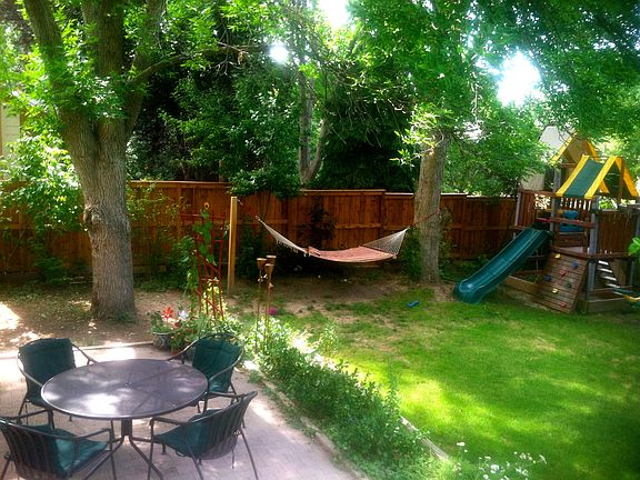 hammock, play set, table 