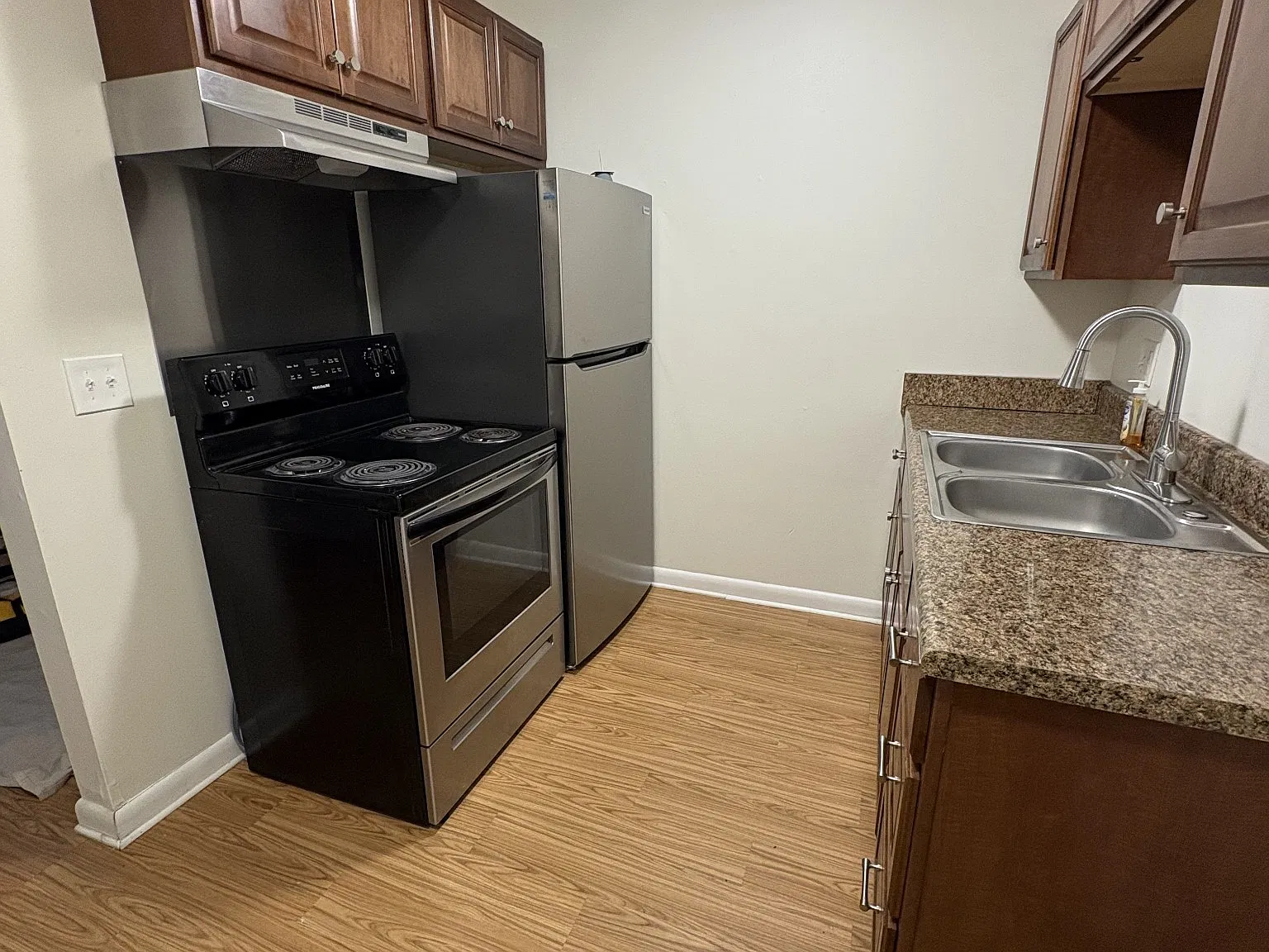 1 bed, 552 sqft, $1,175 — Photo 3