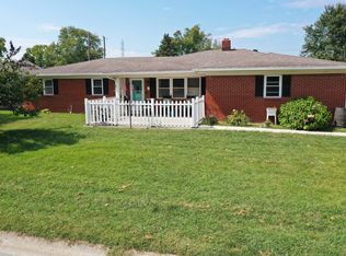 2630 Wedgewood Dr, Columbus, IN 47203