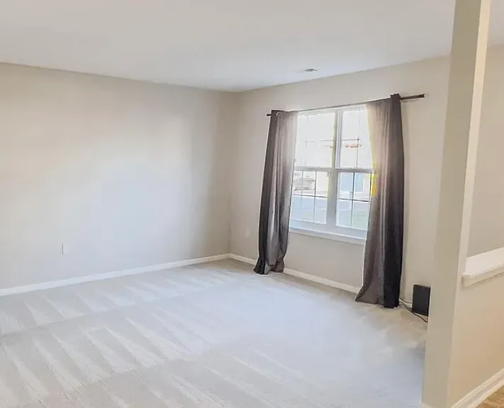 14 Meadowside Ct — Photo 2