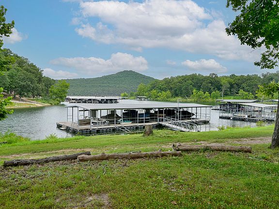4th image of 22204 Farm Road 1247