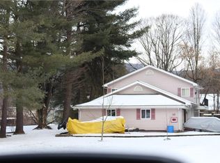 99 Rauber St, Wellsville, NY 14895