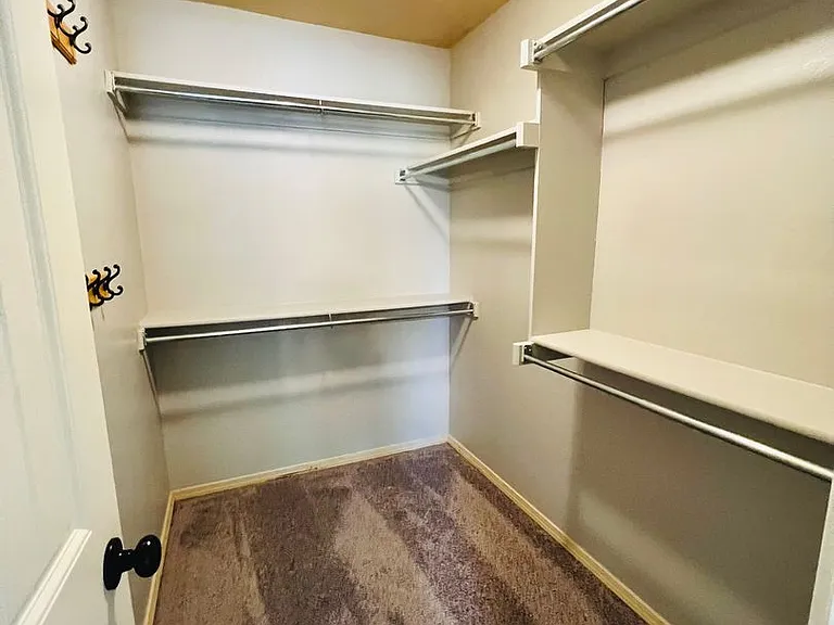 2727 Sharpish Way — Photo 7
