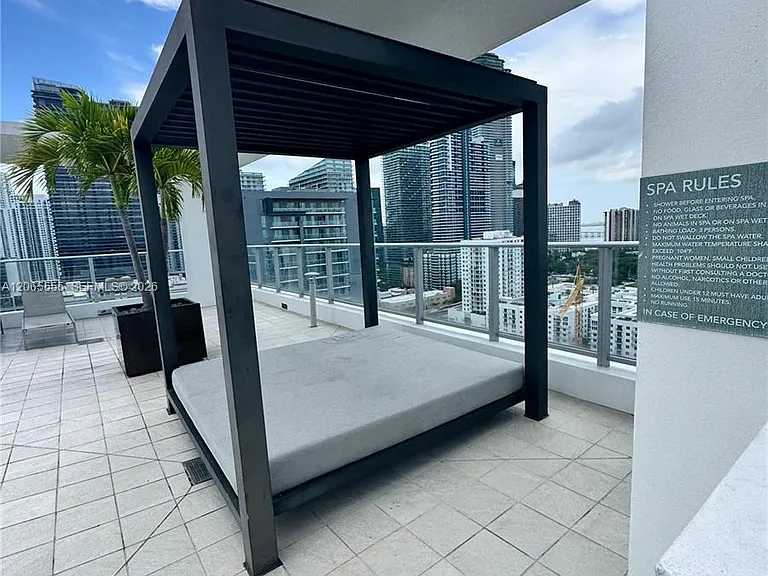 1010 SW 2nd Ave #607 — Photo 40