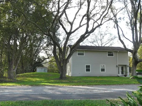 11135 Lake Shore Dr, Land O Lakes, FL 34637