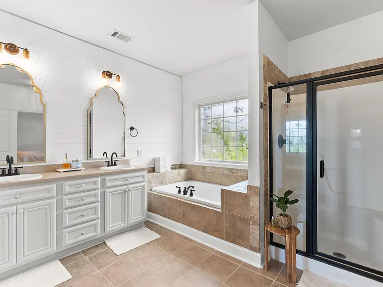 107 Hampton Meadows Dr — Photo 26