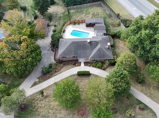 188 Old Coach Rd, Nicholasville, KY 40356