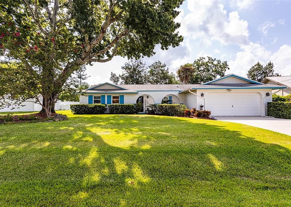 1st image of 40 WESTBRIAR LANE