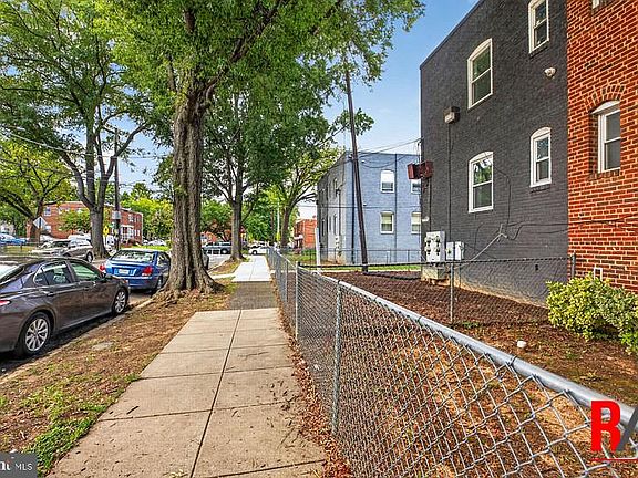3rd image of 4306 Halley Ter SE APT 4