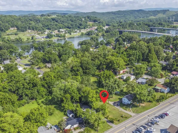 509 Race St, Kingston, TN 37763