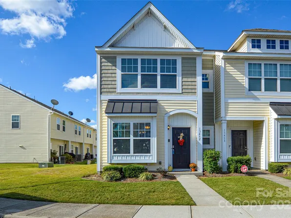 13462 Calloway Glen Dr, Charlotte, NC 28273