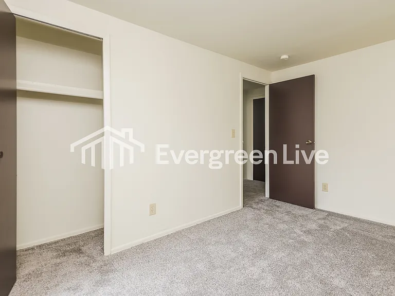 5606 Troy Villa Blvd — Photo 11