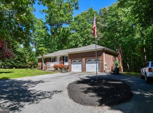 7085 Bensville Rd, White Plains, MD 20695