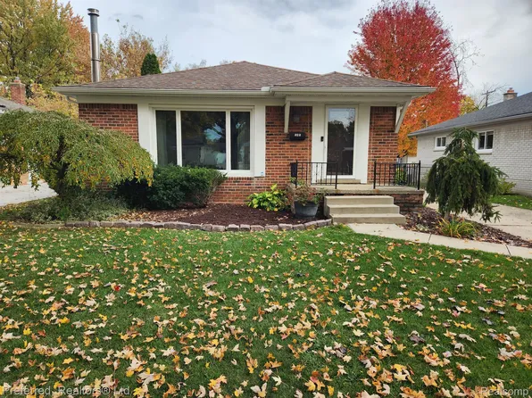 545 Redruth Ave, Clawson, MI 48017