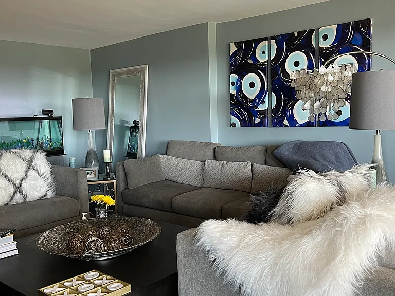 301 Beech St #8D — Photo 4