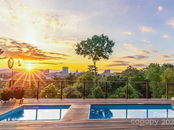52 Ardmion Park, Asheville, NC 28801