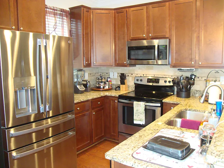 709 Valentine Ln — Photo 15