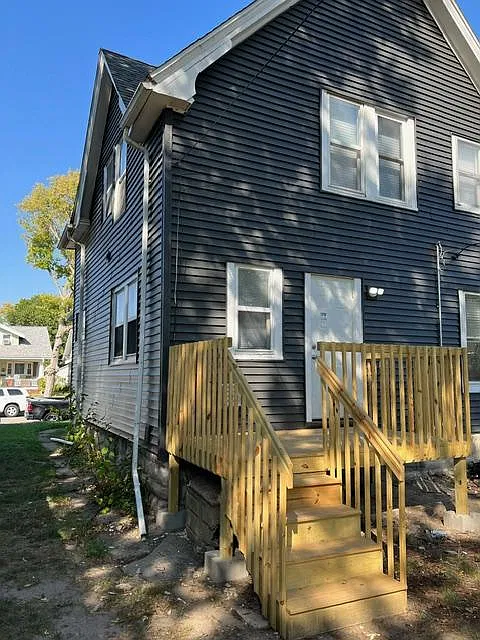 7th Ave SE, Cedar Rapids — Photo 4
