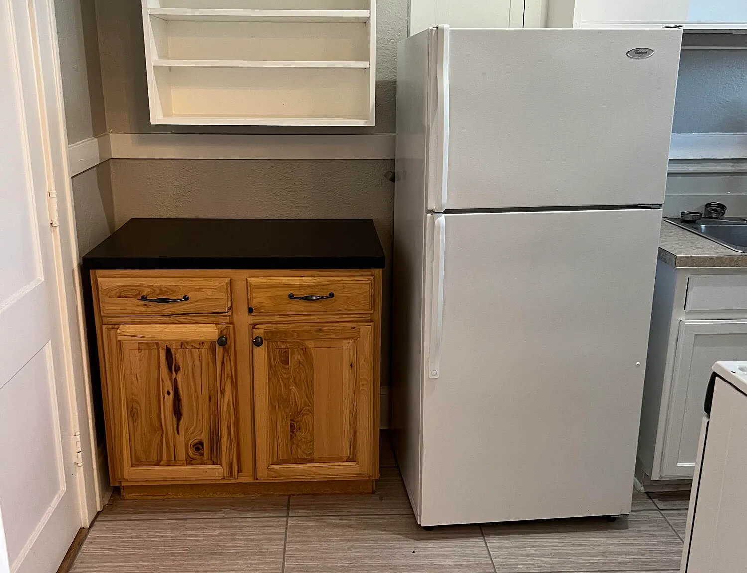 1 bed, 1.0 bath, 900 sqft, $1,250 — Photo 4