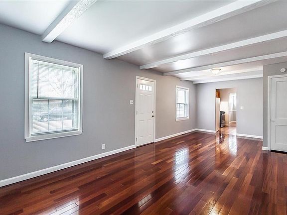 3rd image of 4521 Holman Ln