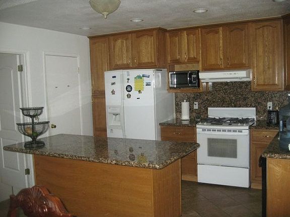 3rd image of 2818 Gavilan Ct