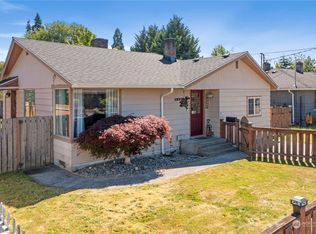 1224 3rd Ave NW, Puyallup, WA