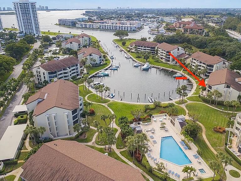 1st image of 1124 Marine Way #D2r