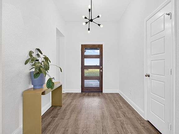 4th image of 731 County Road 4764