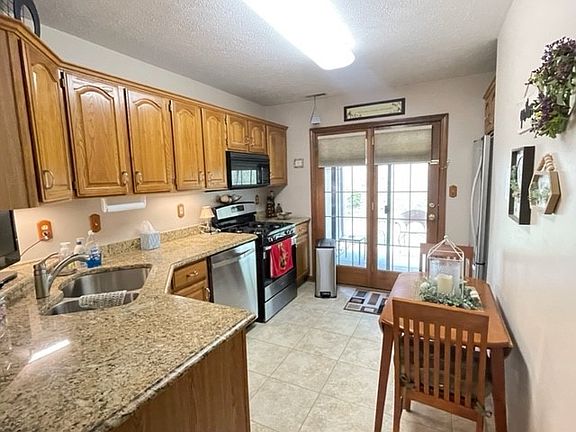 5th image of 1216 Murry Chase Ln