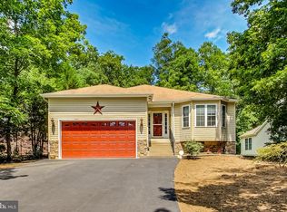 412 Yorktown Blvd, Locust Grove, VA 22508