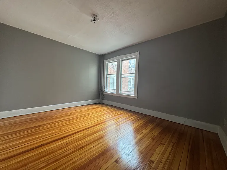 1050 Capitol Ave #8 — Photo 12