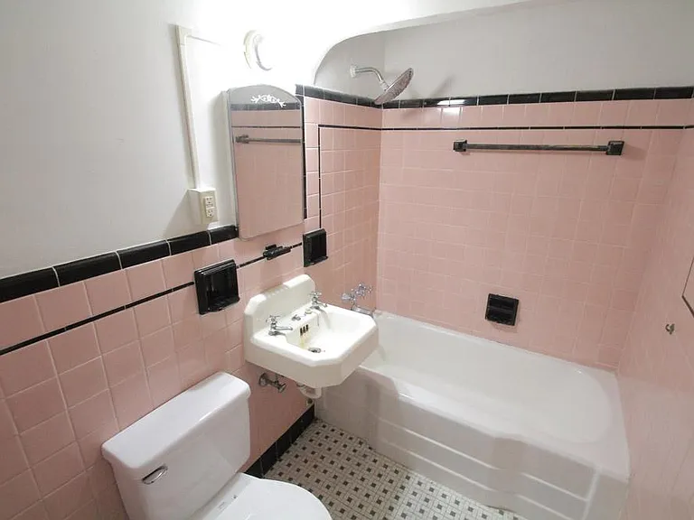 500 Todd St #4 — Photo 9