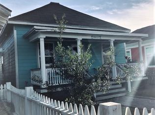 3621 Avenue R, Galveston, TX 77550