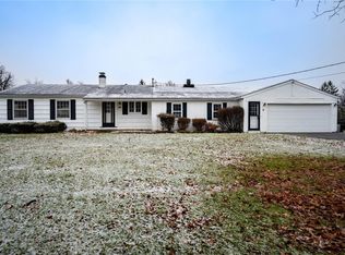 94 Castle Rd, Rochester, NY 14623