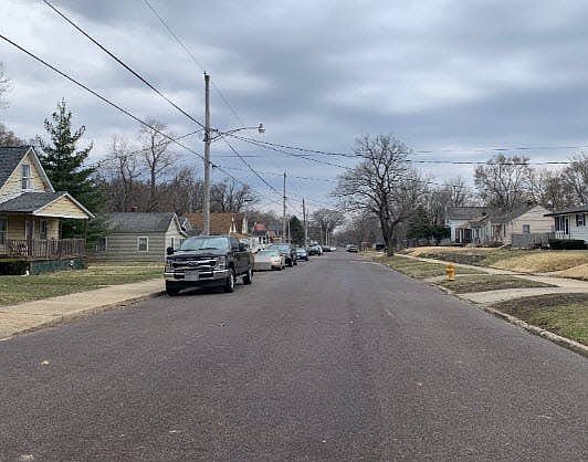 5th image of 1513 S Arago St