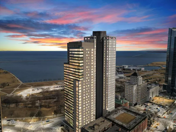 923 East Kilbourn AVENUE #703, Milwaukee, WI 53202