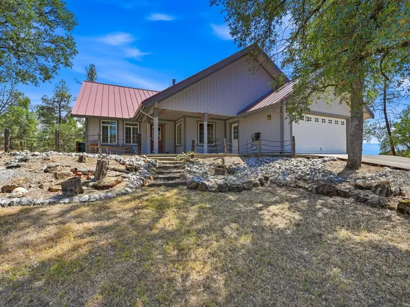 13524 Woodman Ln, Bella Vista, CA 96008