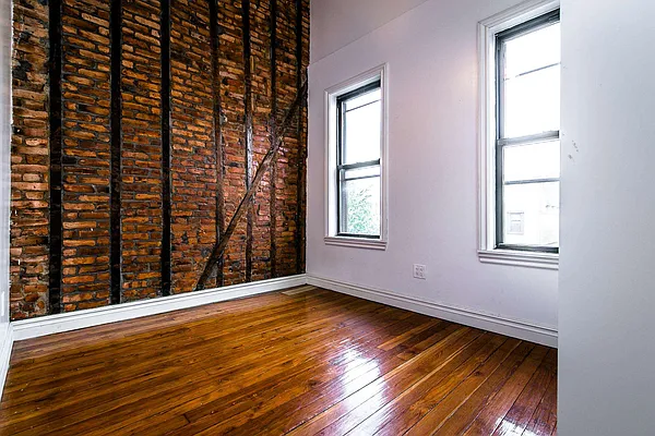 Rented by Nooklyn NYC LLC | media 62