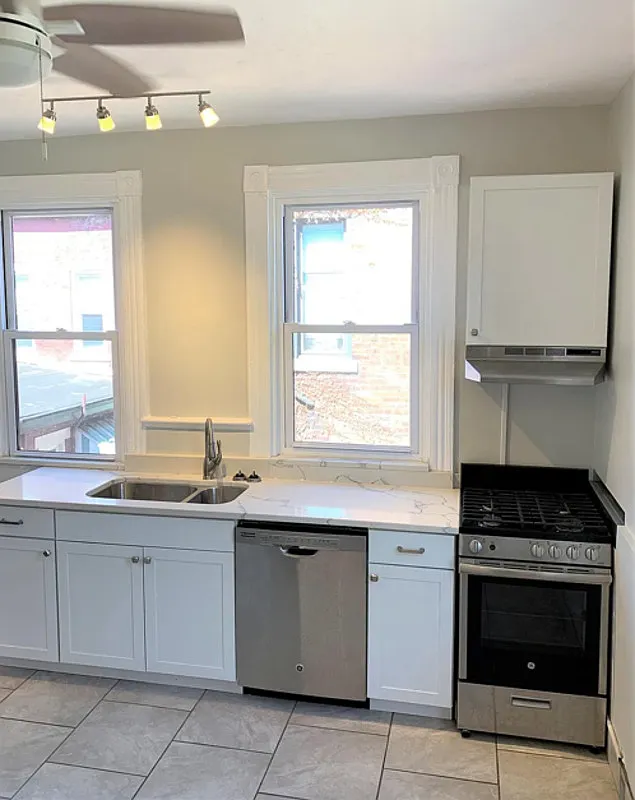 2 bed, 1.5 bath, $1,510 — Photo 1