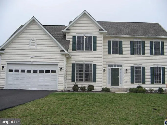 12513 Sherwood Forest Dr photo 1