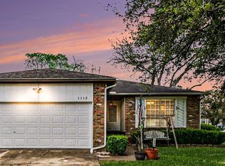 1113 Union Valley Dr, Pearland, TX 77581