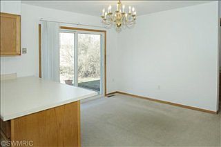 5th image of 7555 Foxwood St