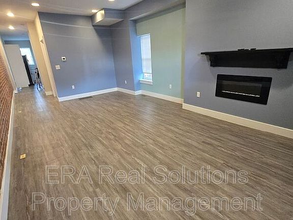 5th image of 772 Sullivant Ave