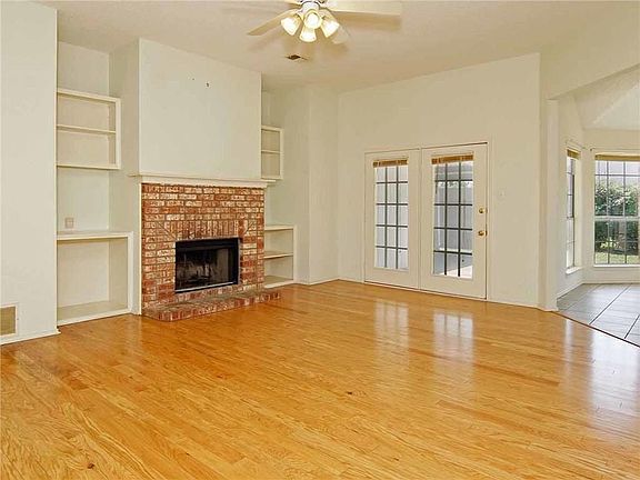 5th image of 1403 Westbriar Dr