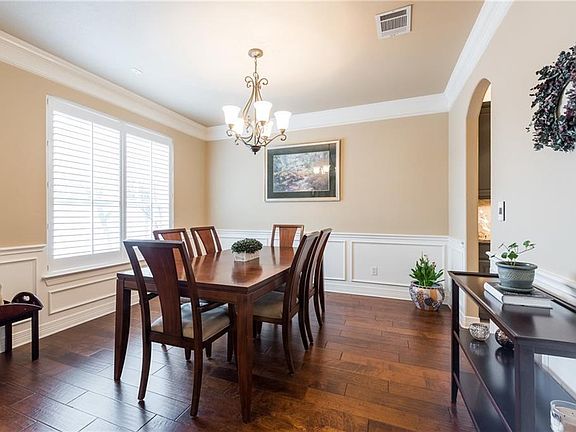 4th image of 1441 River Forest Dr