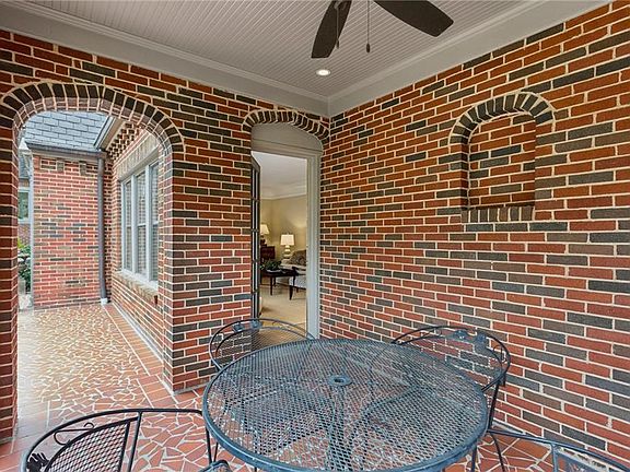 3rd image of 1686 Johnson Rd