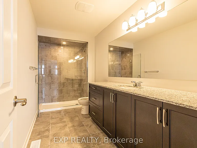 210 Ormiston Cres — Photo 18