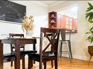126 SW 17th Rd APT 201, Miami, FL 33129