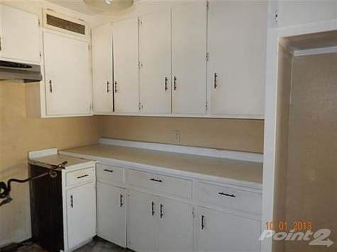 5th image of 670 Cedar Ave